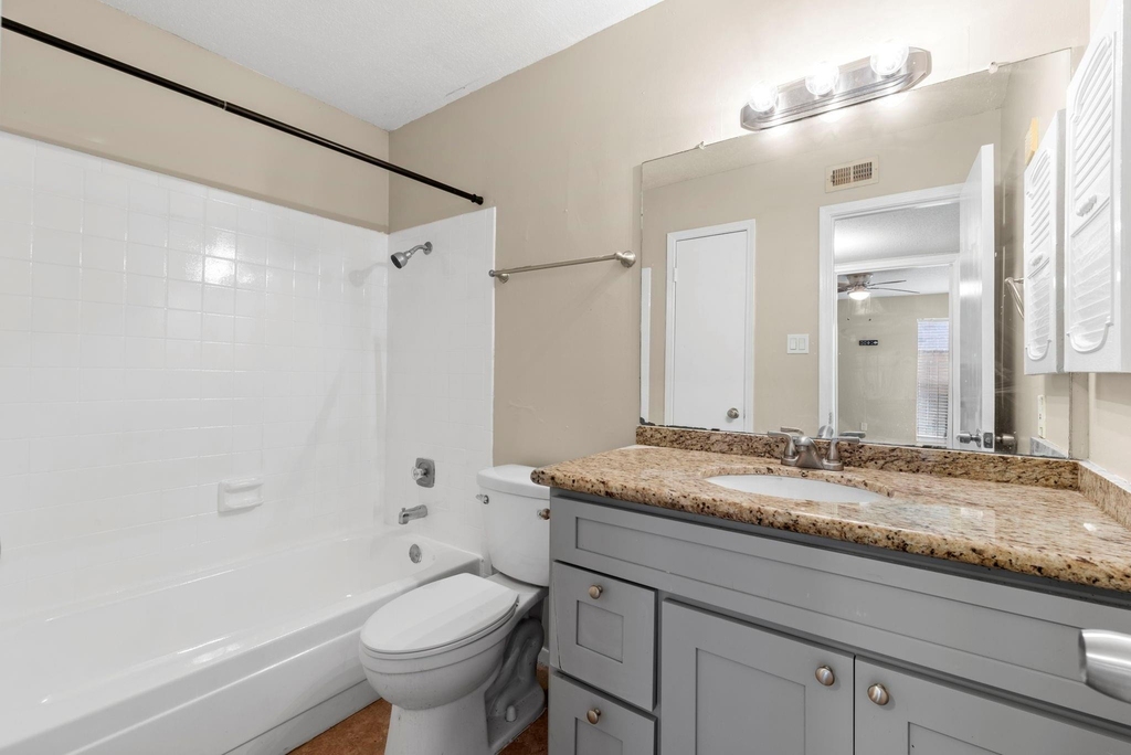 9350 Country Creek Drive - Photo 23