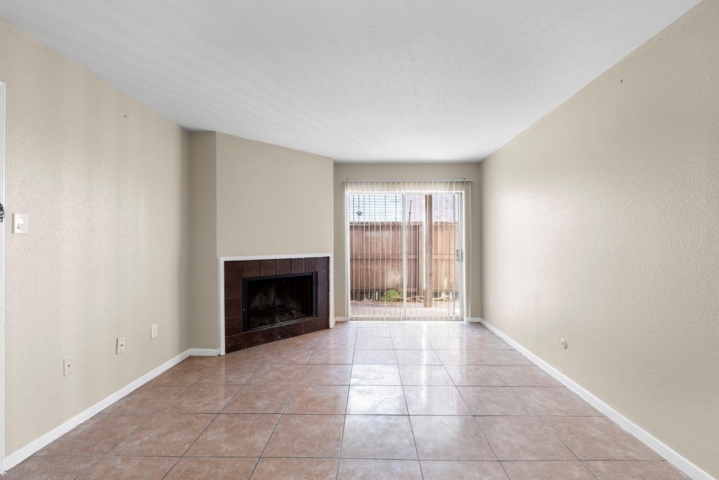 9350 Country Creek Drive - Photo 7