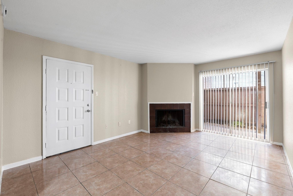9350 Country Creek Drive - Photo 8