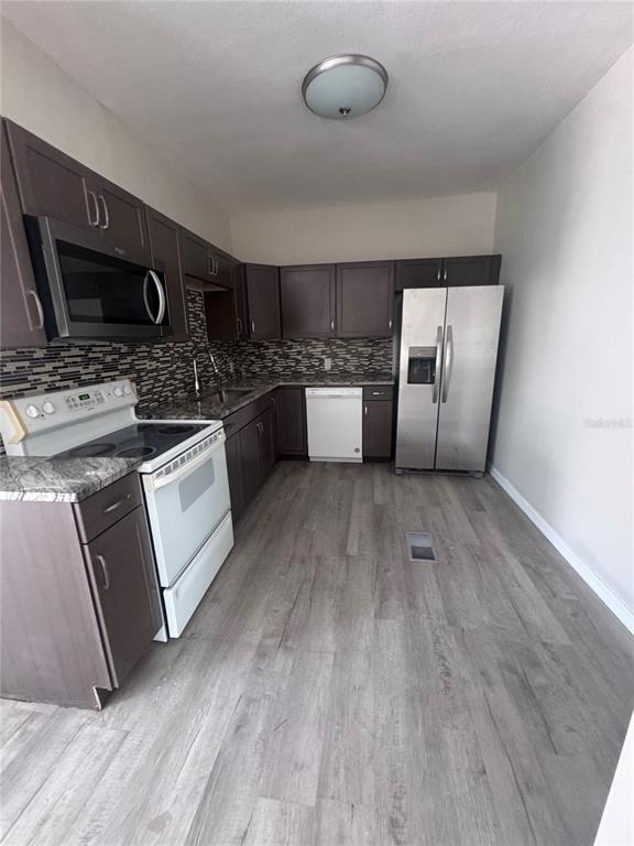 32 Ada Street - Photo 0