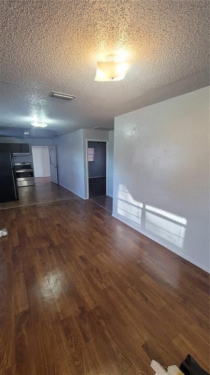 883 W Ohio Avenue - Photo 2