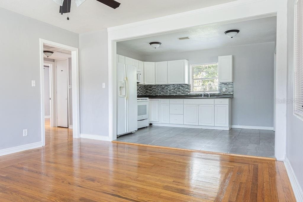 630 E Indiana Avenue - Photo 4