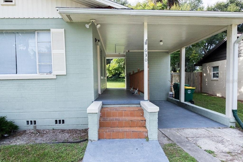 630 E Indiana Avenue - Photo 2