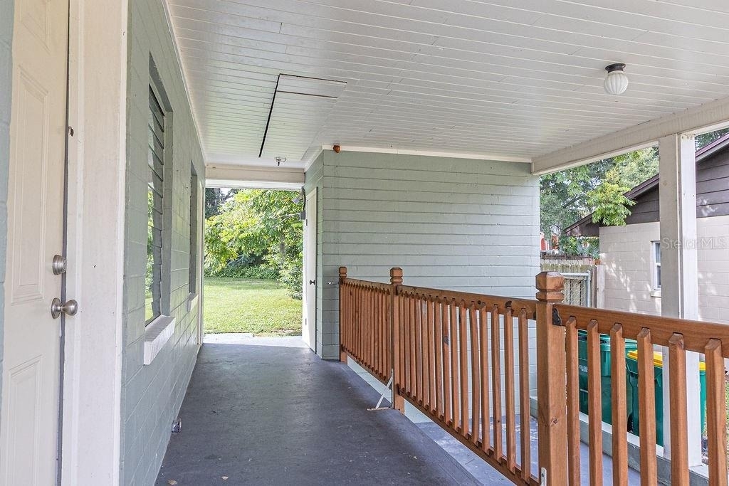 630 E Indiana Avenue - Photo 3