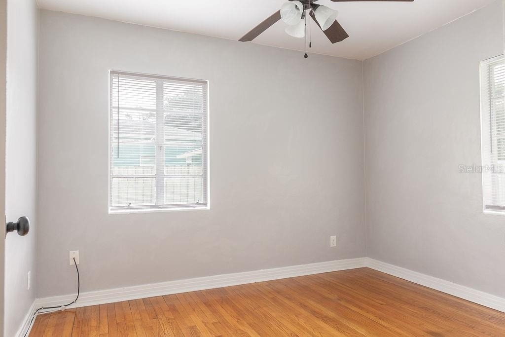 630 E Indiana Avenue - Photo 9