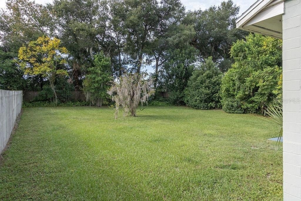 630 E Indiana Avenue - Photo 10