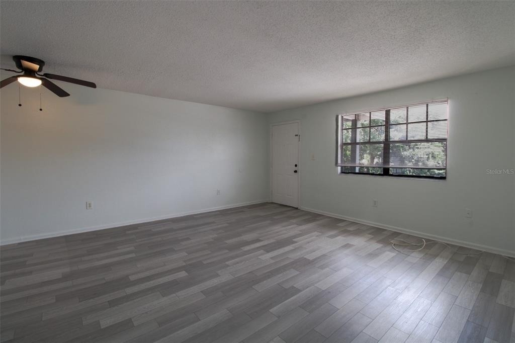 201 Poinsettia Pine Court - Photo 4