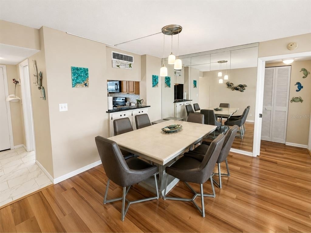 2616 Cove Cay Drive - Photo 5