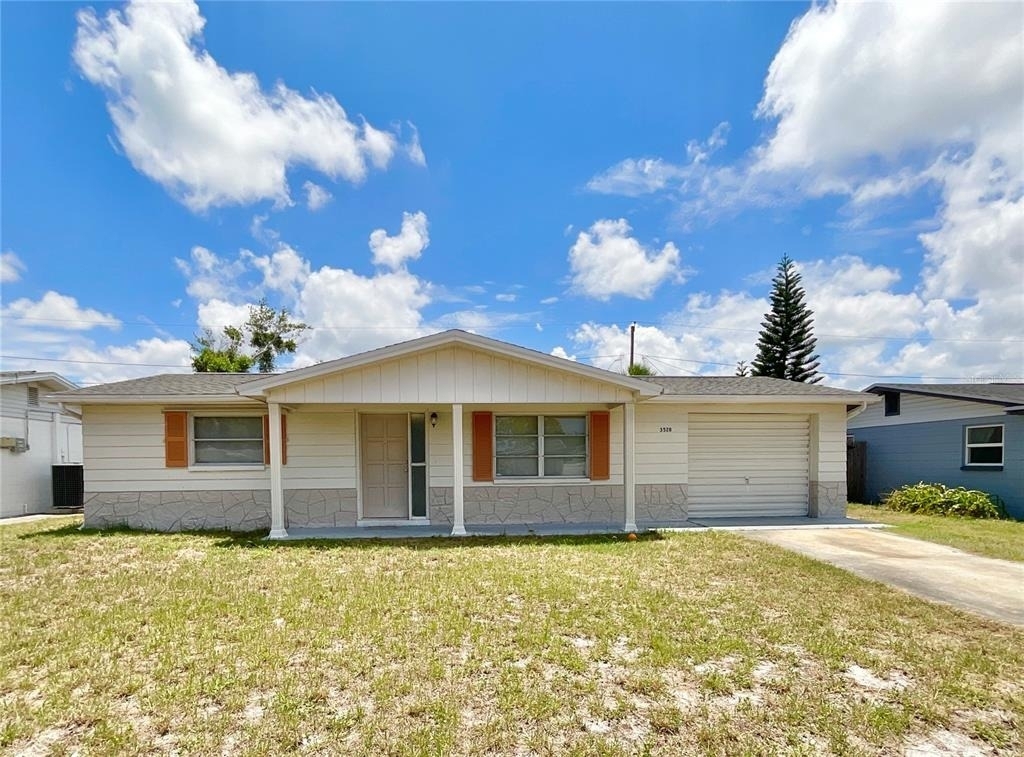 3528 Latimer Street - Photo 0