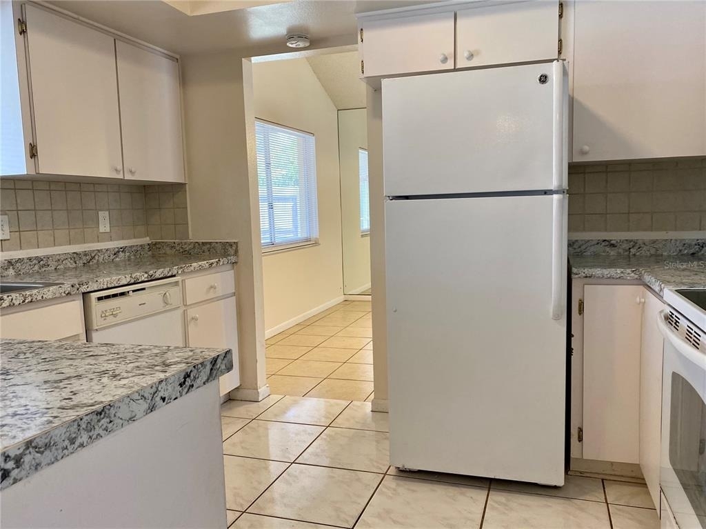 5205 Dublin Place - Photo 8