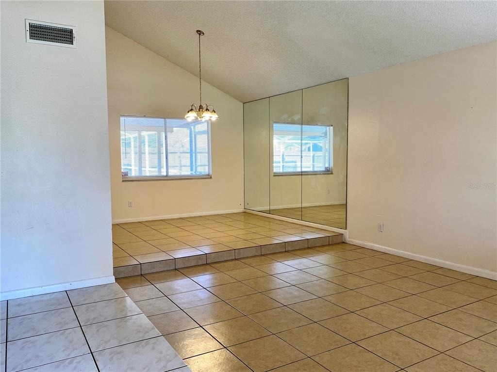 5205 Dublin Place - Photo 5