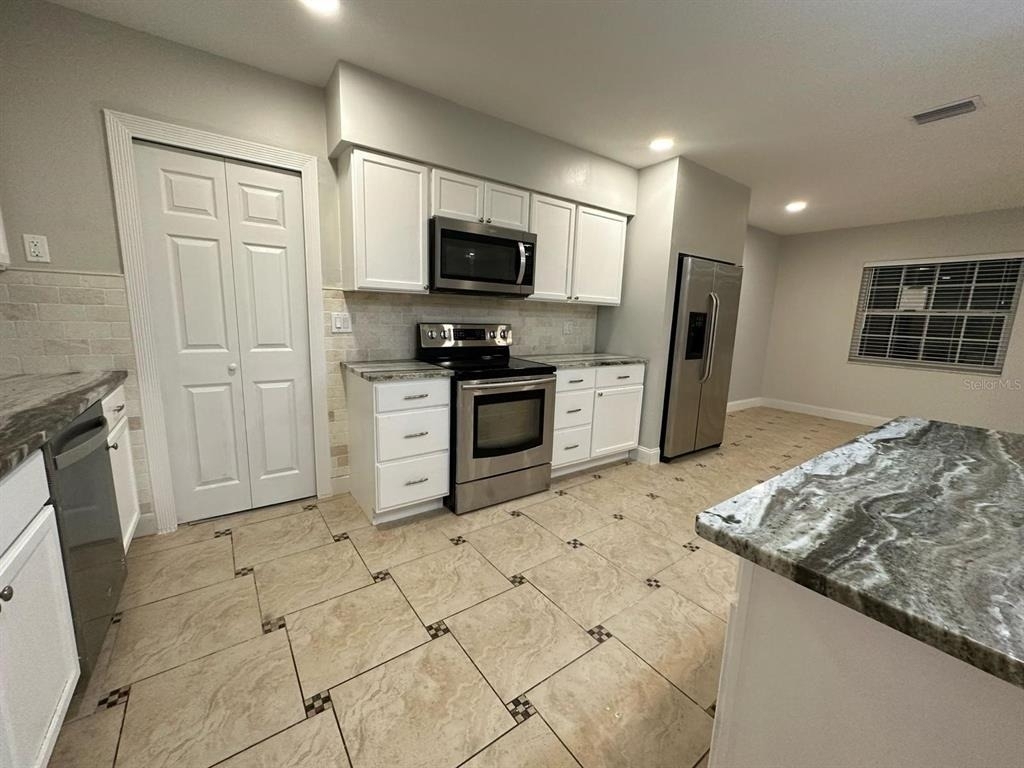 104 W Brentridge Drive - Photo 8