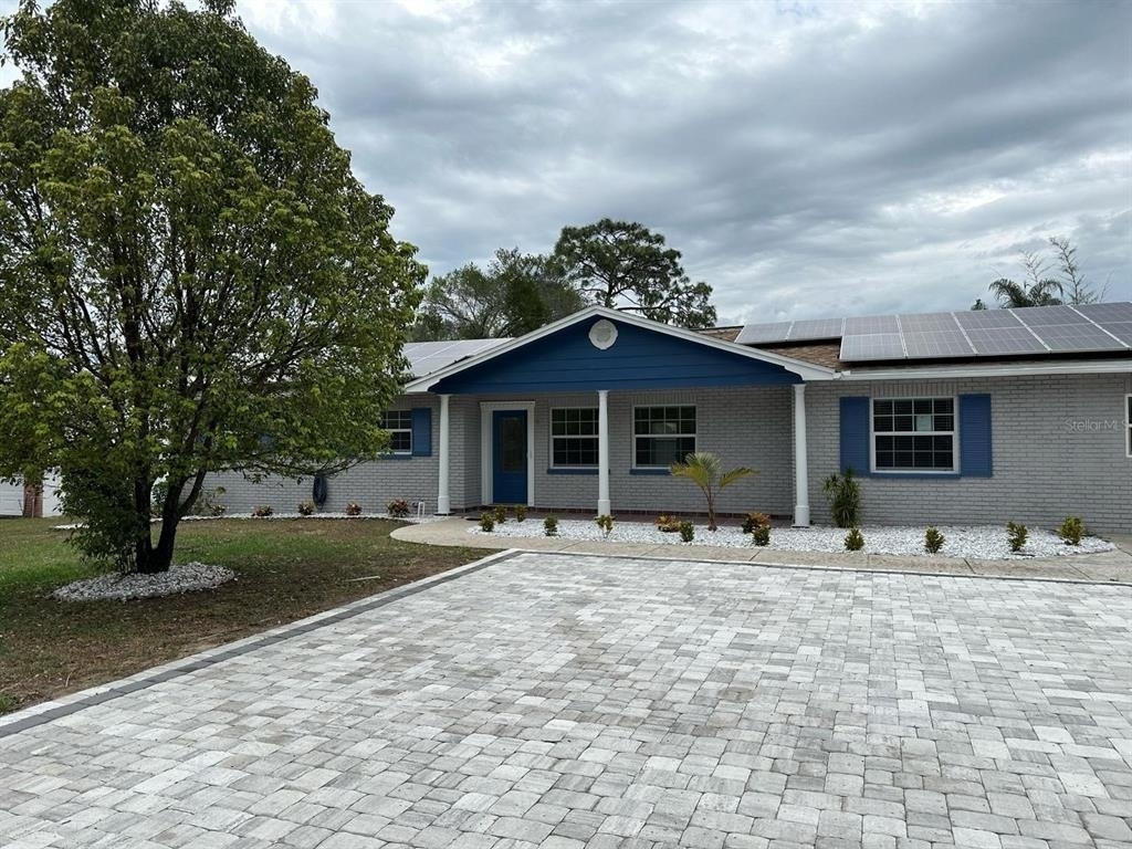 104 W Brentridge Drive - Photo 2