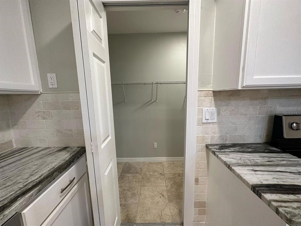 104 W Brentridge Drive - Photo 15