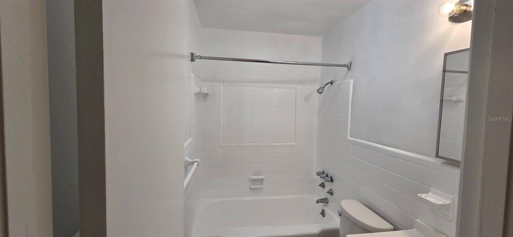 10209 N Valle Drive - Photo 8