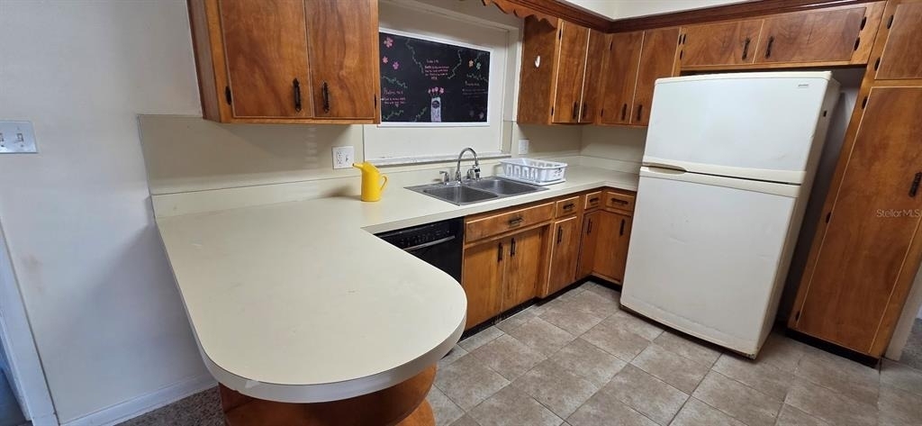 10209 N Valle Drive - Photo 5