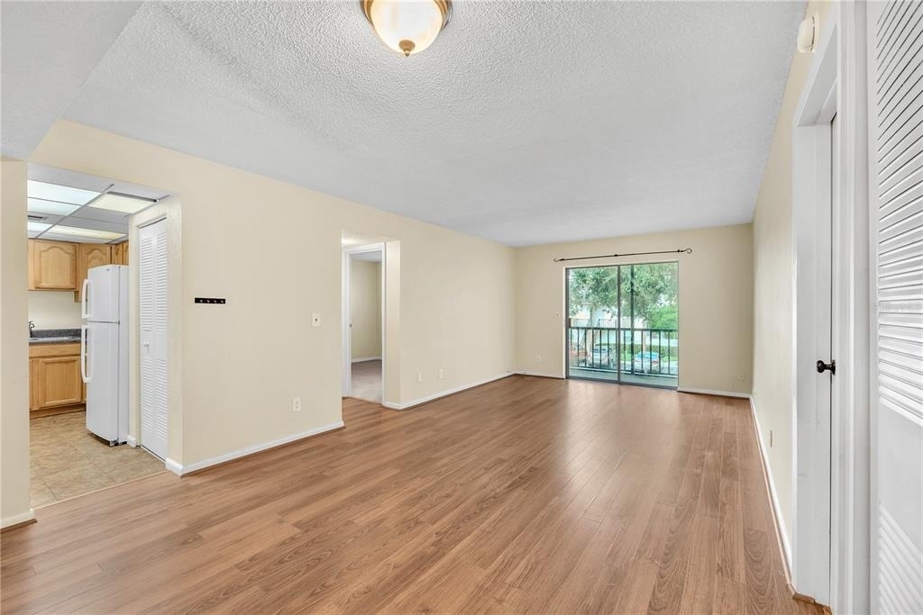 801 Russell Lane - Photo 2