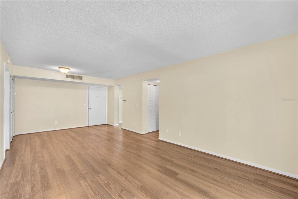 801 Russell Lane - Photo 3