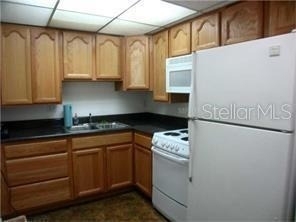 801 Russell Lane - Photo 1