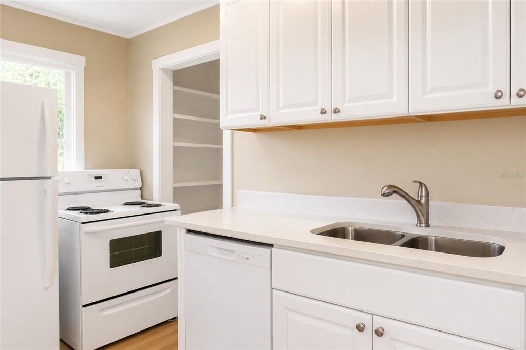 38443 6th Avenue - Photo 3