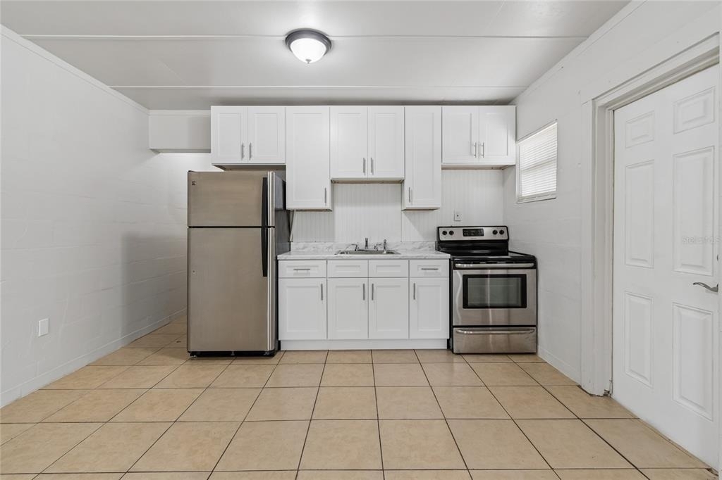 9801 N 11th Street - Photo 10