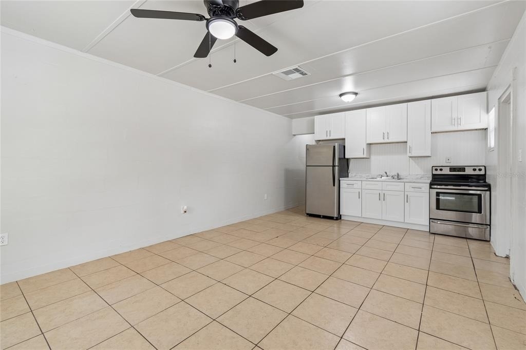 9801 N 11th Street - Photo 3