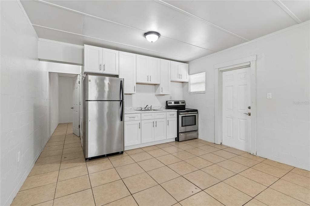 9801 N 11th Street - Photo 9