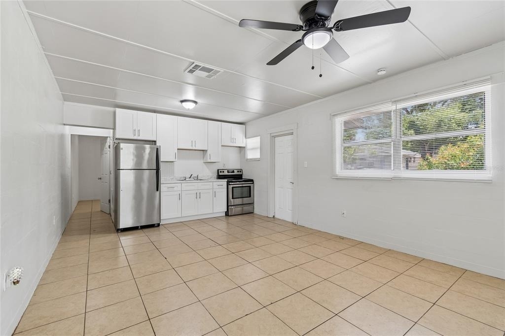 9801 N 11th Street - Photo 5