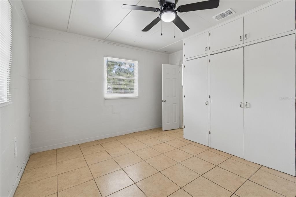 9801 N 11th Street - Photo 19