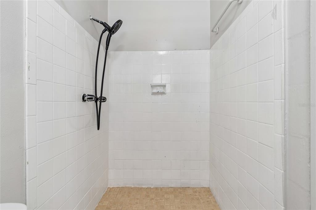 9801 N 11th Street - Photo 22