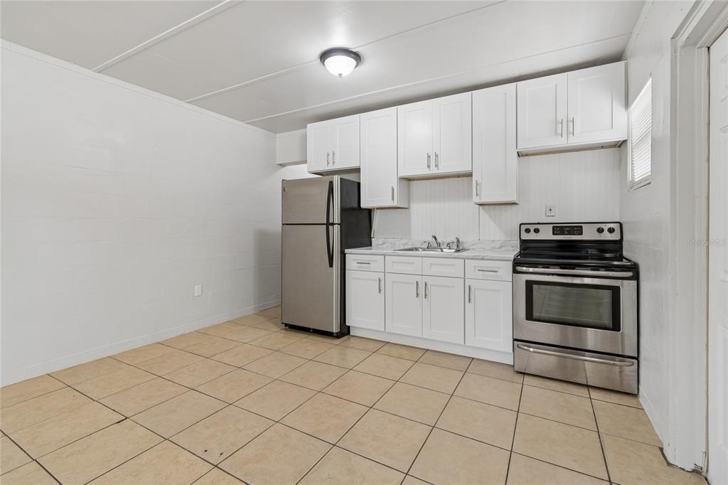 9801 N 11th Street - Photo 11