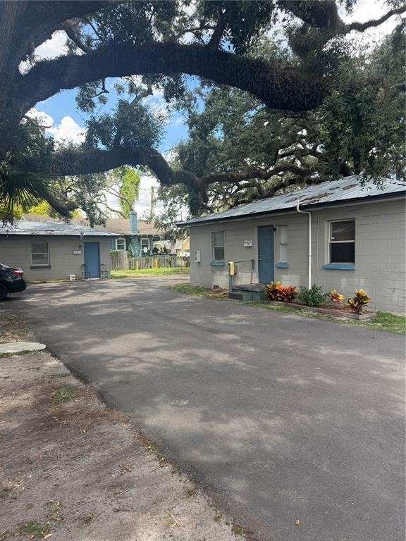 7208 N Nebraska Avenue - Photo 8