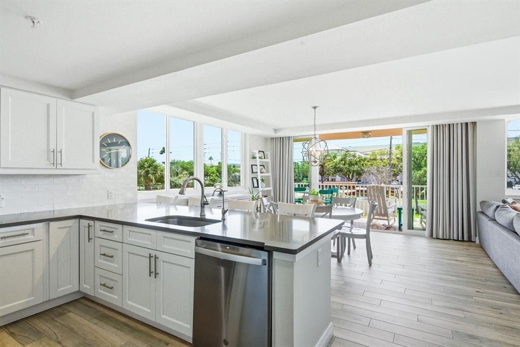 223 Island Way - Photo 9