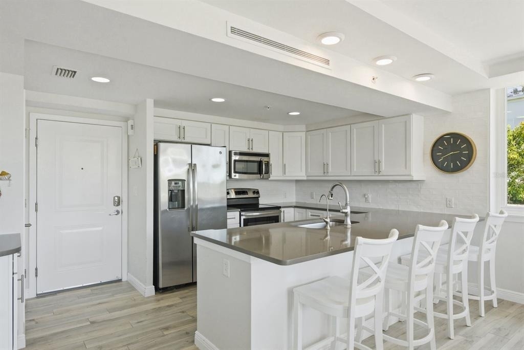 223 Island Way - Photo 6