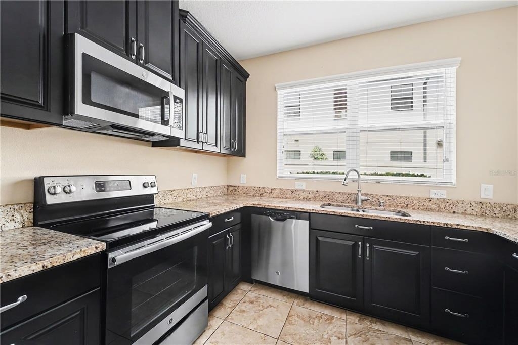 30340 Southwell Place - Photo 9