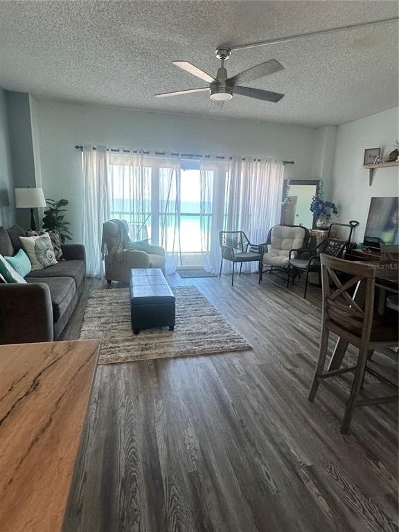 880 Mandalay Avenue - Photo 27