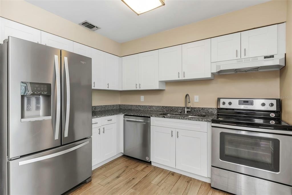6842 62nd Avenue N - Photo 20