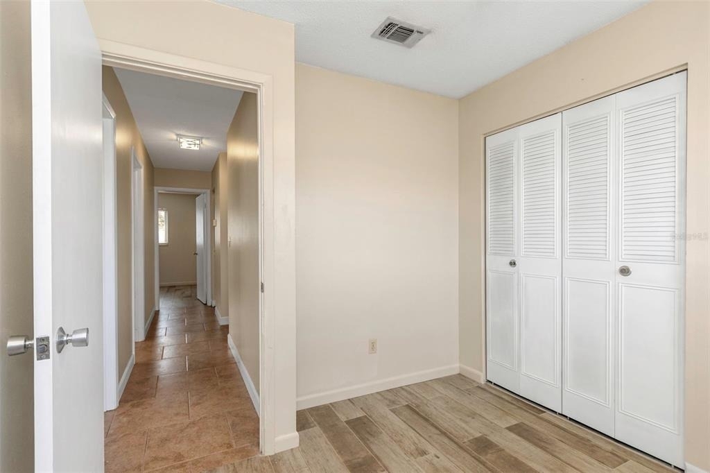 6842 62nd Avenue N - Photo 35