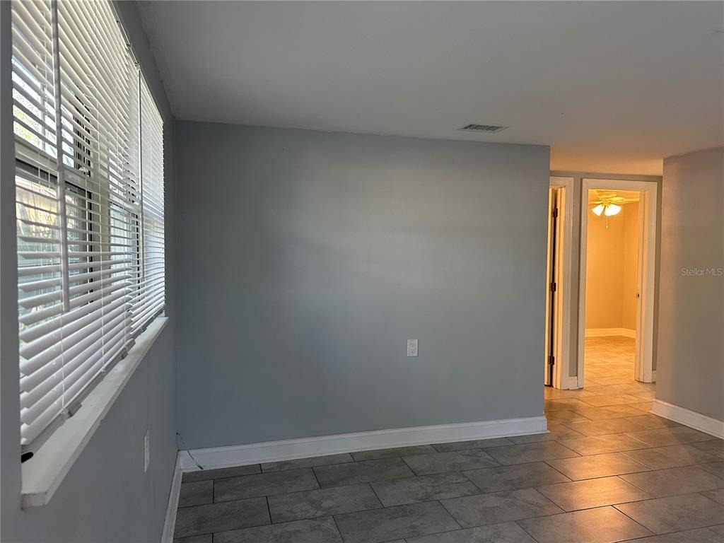 461 89th Avenue N - Photo 2