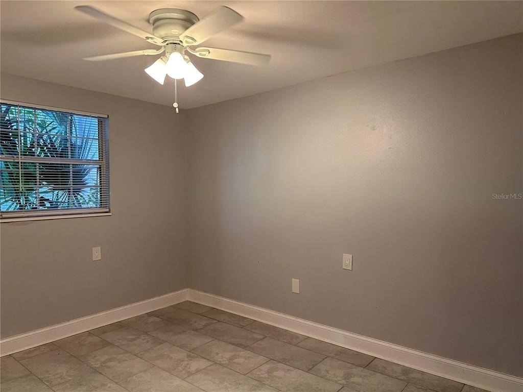 461 89th Avenue N - Photo 6