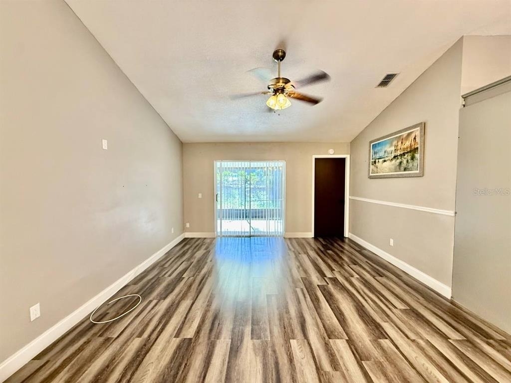 8711 Busch Oaks Street - Photo 4