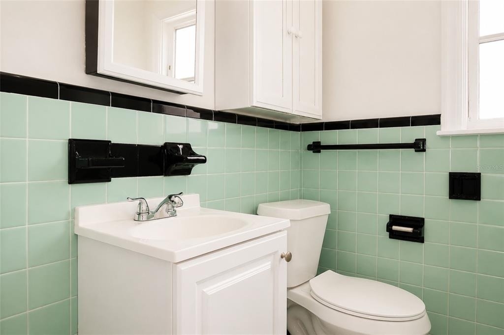 3725 18th Street N - Photo 6