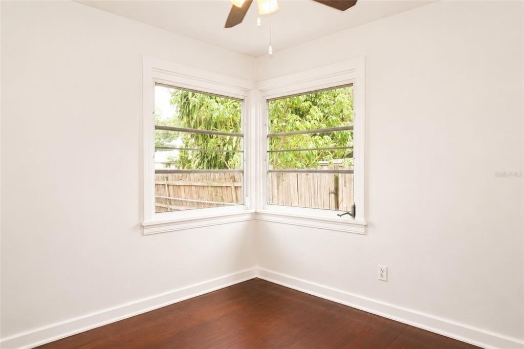 3725 18th Street N - Photo 10