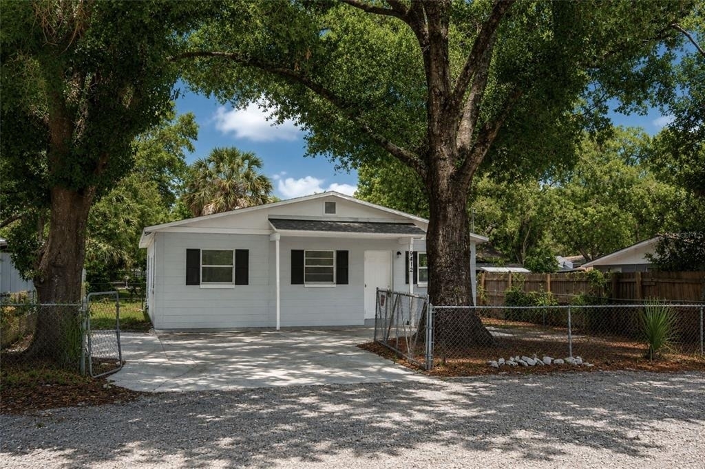 9412 N Elmer Street - Photo 1