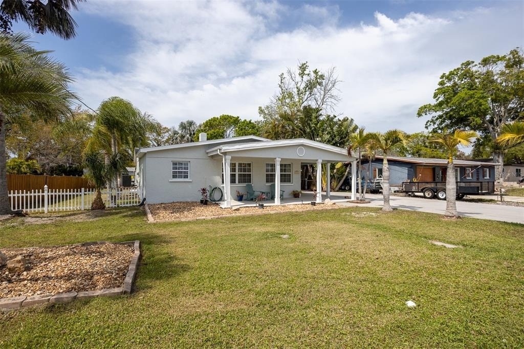 711 Bayshore Drive - Photo 49