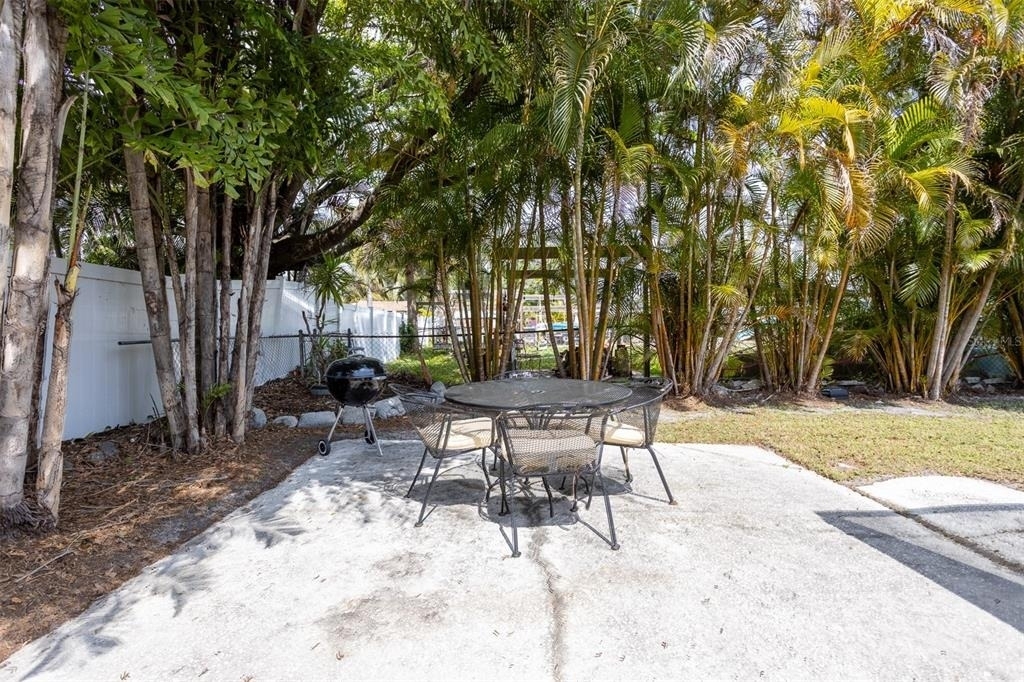 711 Bayshore Drive - Photo 43