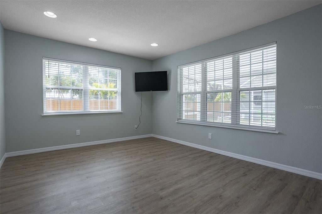 711 Bayshore Drive - Photo 29