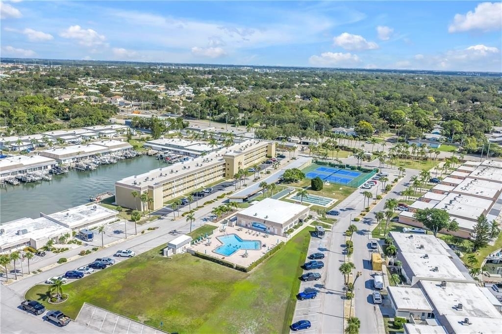 143 Boca Ciega Point Boulevard N - Photo 3
