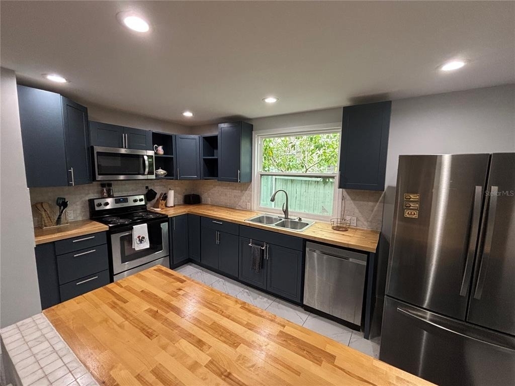 1319 S Michigan Avenue - Photo 1