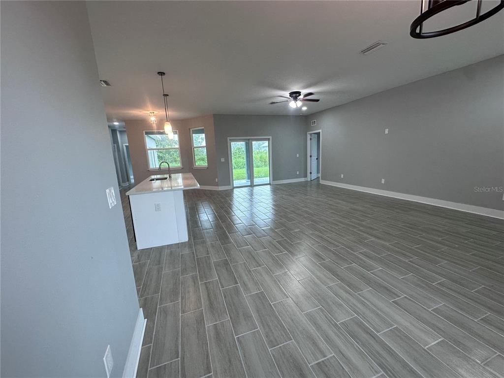 13195 Drysdale Avenue - Photo 7